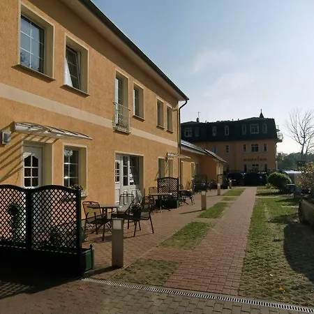 Golz Am See 4 *